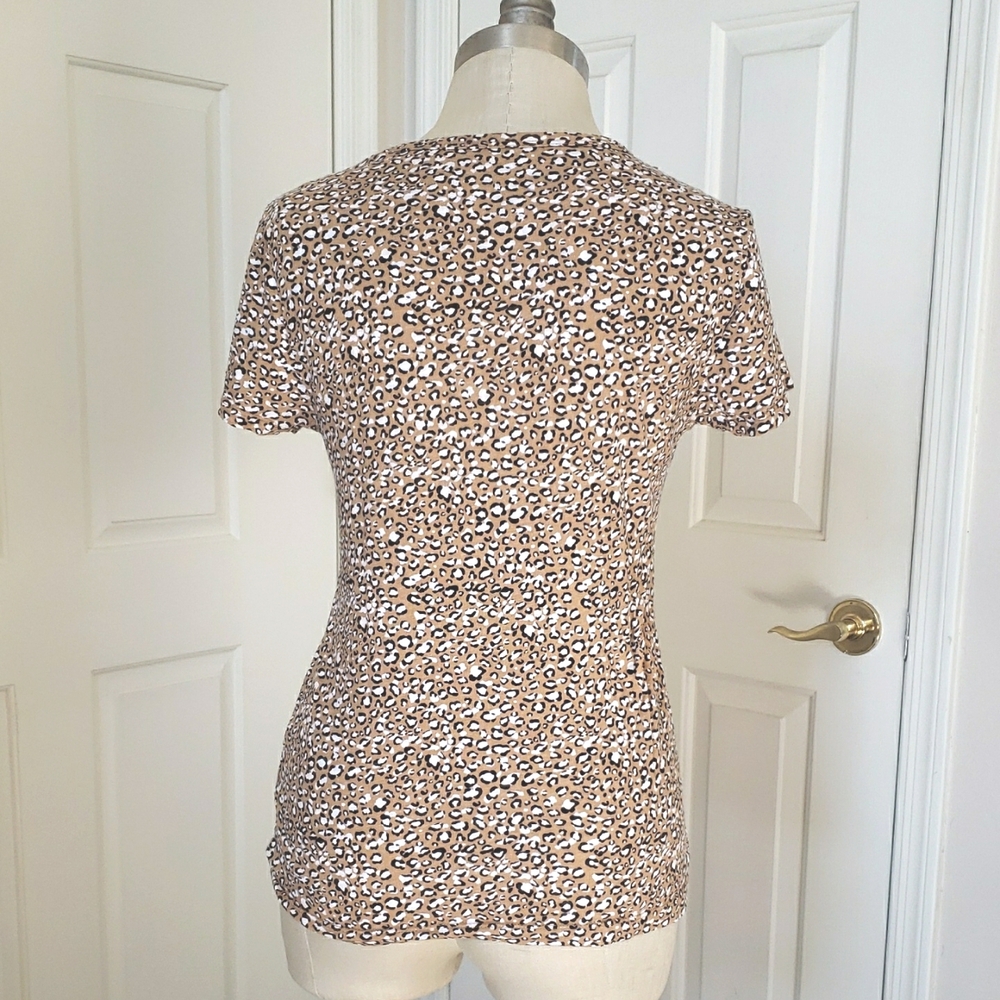 J. CREW Animal Print Studio T Shirt Short Sleeve Leopard Cheetah | SMALL - Picture 5 of 11